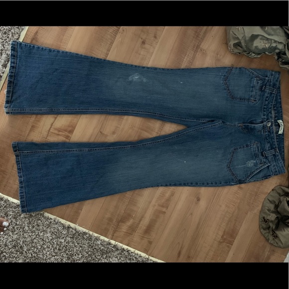 L.E.I. Distressed hipster wide leg bell jeans! 👖 - Picture 2 of 5